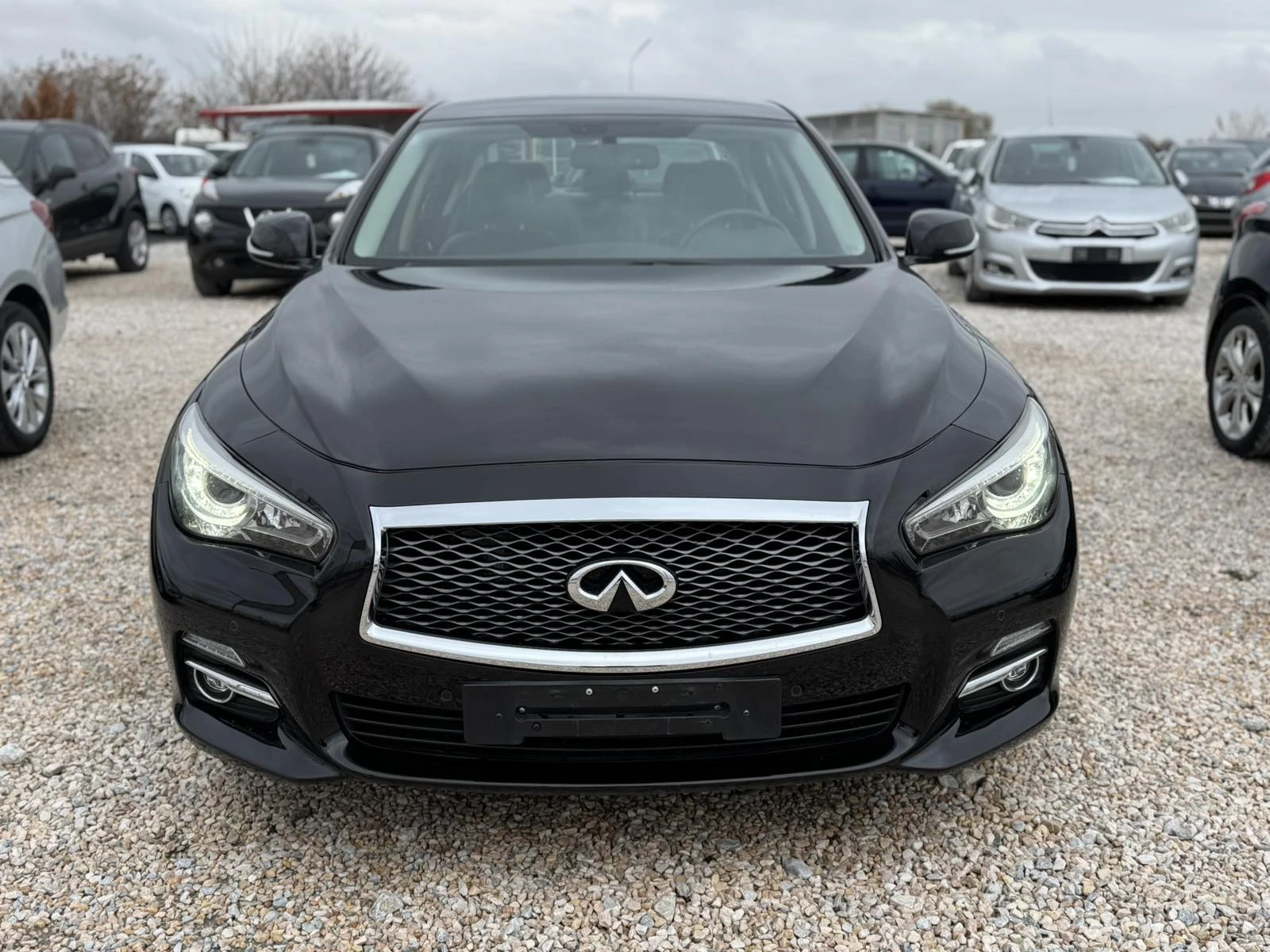 Infiniti Q50 2.2D - изображение 2