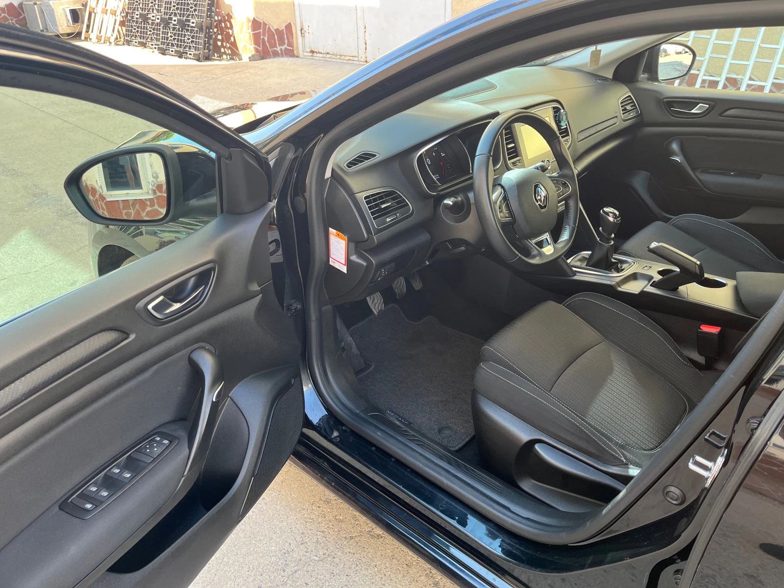 Renault Megane  1, 5dci 116ps LED - изображение 7