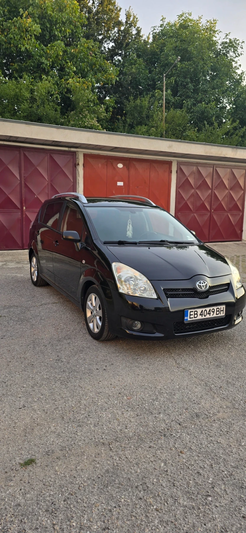 Toyota Corolla verso 2.2-d4d-facelift - изображение 4