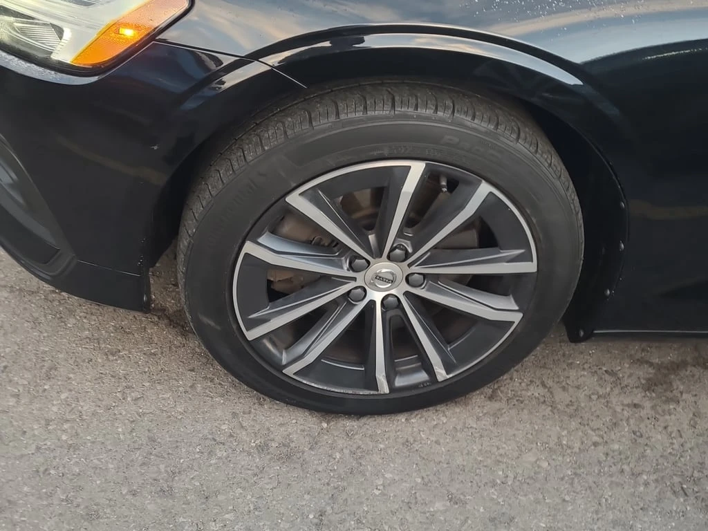 Volvo V60 * MOMENTUM * CARFAX * БЕЗ ПЪРВОНАЧАЛНА ВНОСКА - изображение 6