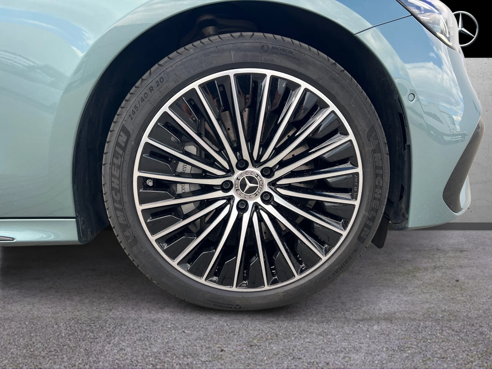 Mercedes-Benz E 400 е 4MATIC, снимка 5 - Автомобили и джипове - 53093699