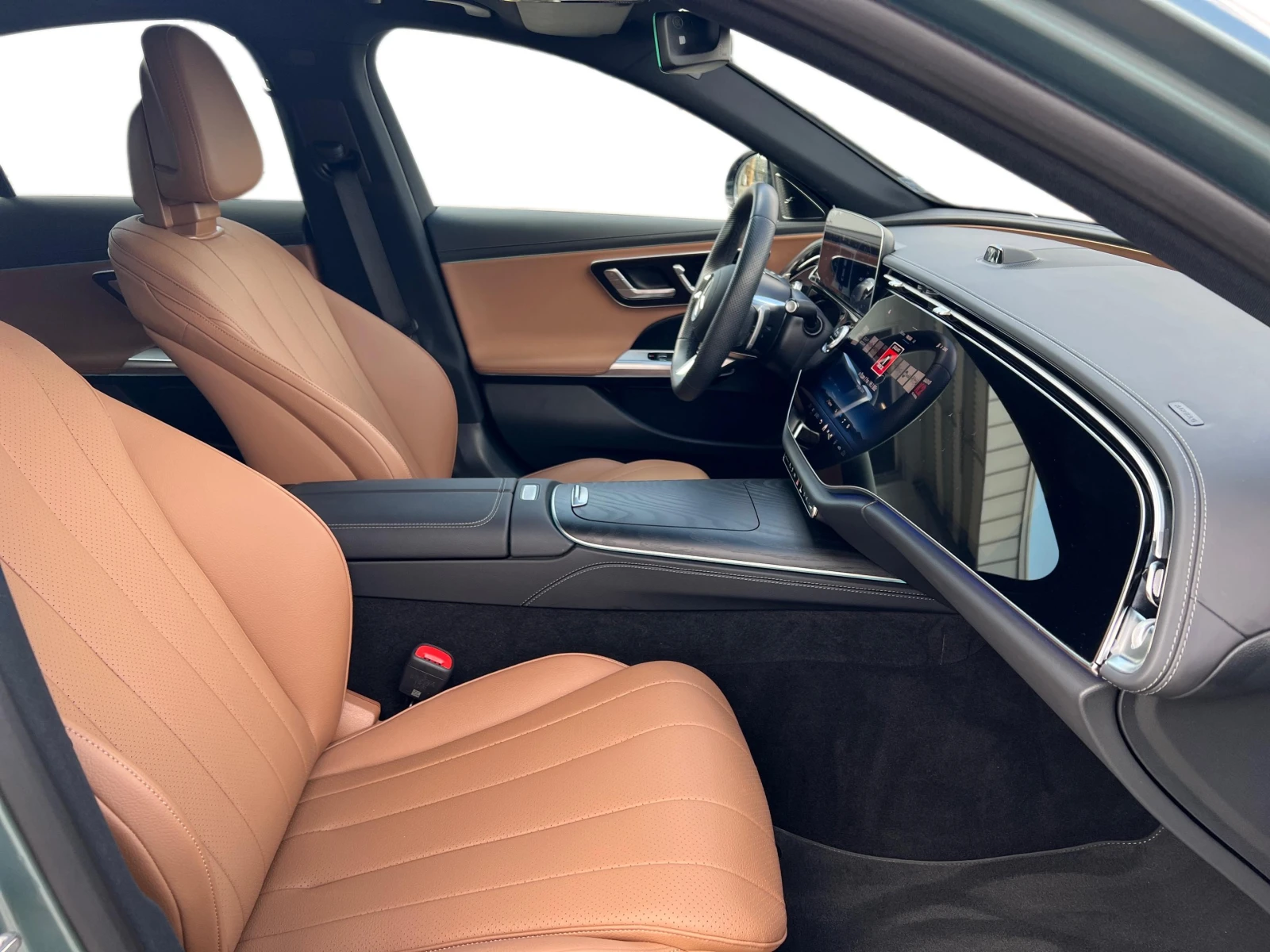 Mercedes-Benz E 400 е 4MATIC, снимка 11 - Автомобили и джипове - 53093699