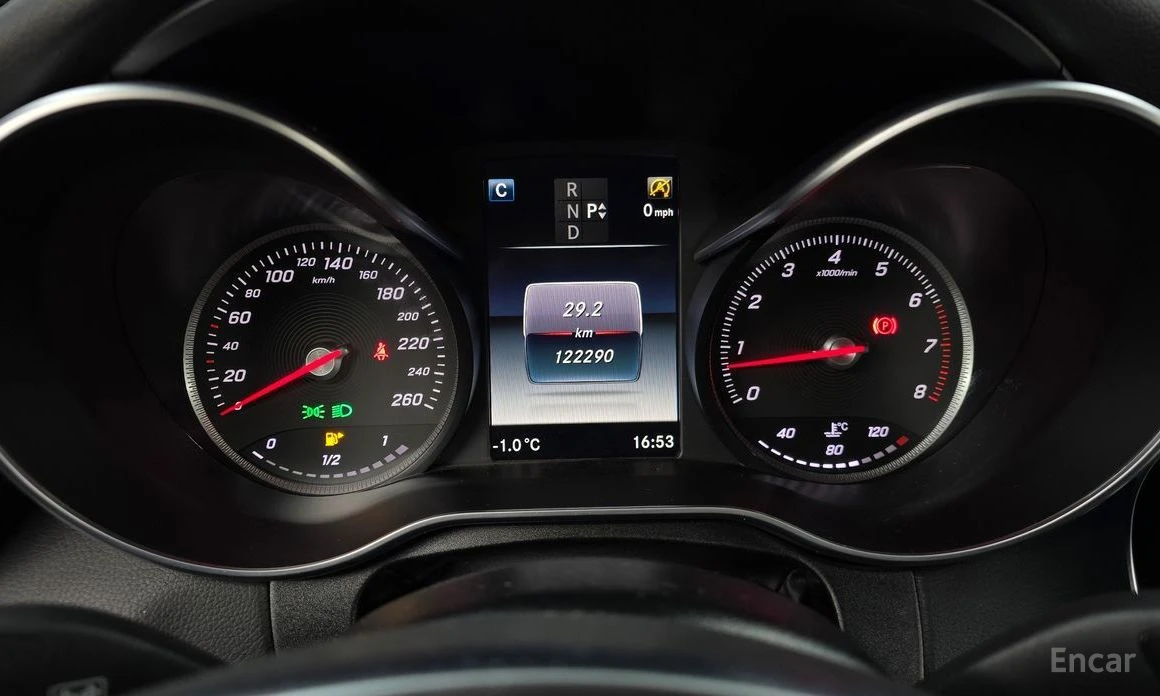 Mercedes-Benz C 200  - изображение 8