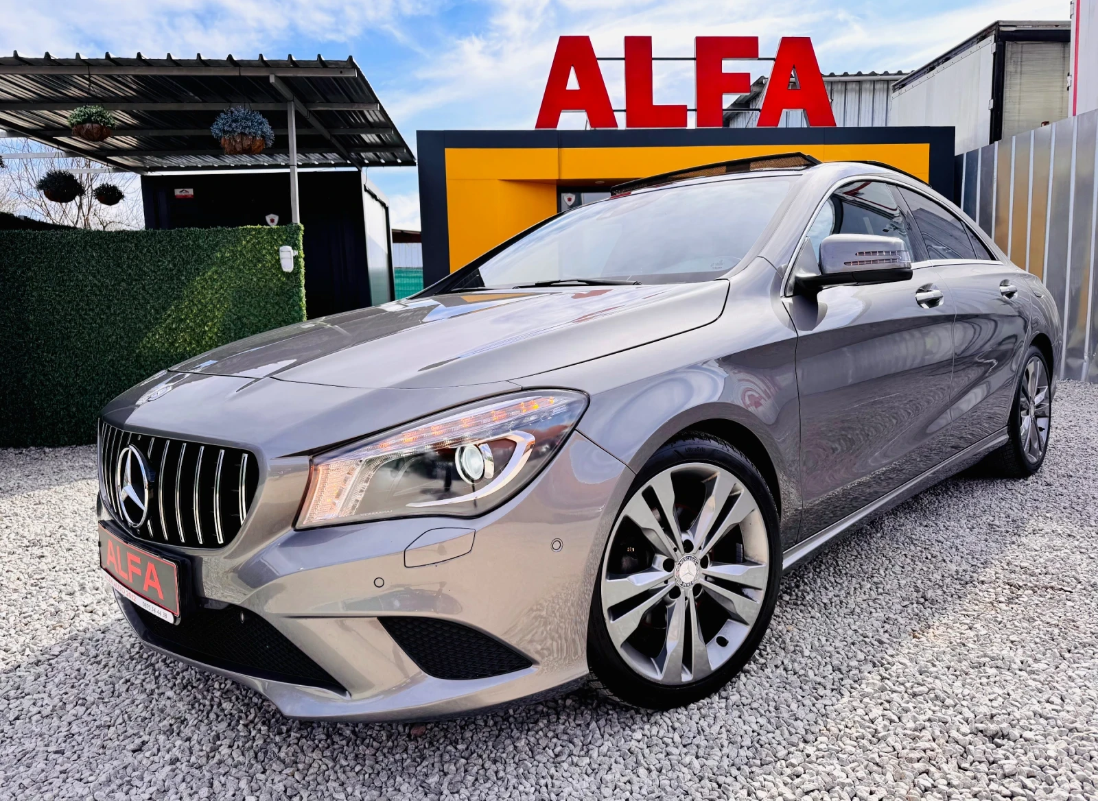 Mercedes-Benz CLA 200 БЕНЗИН/ПАНОРАМА+ КАМЕРА/СПОРТ/НАП.ОБСЛУЖЕНА/ТОП///