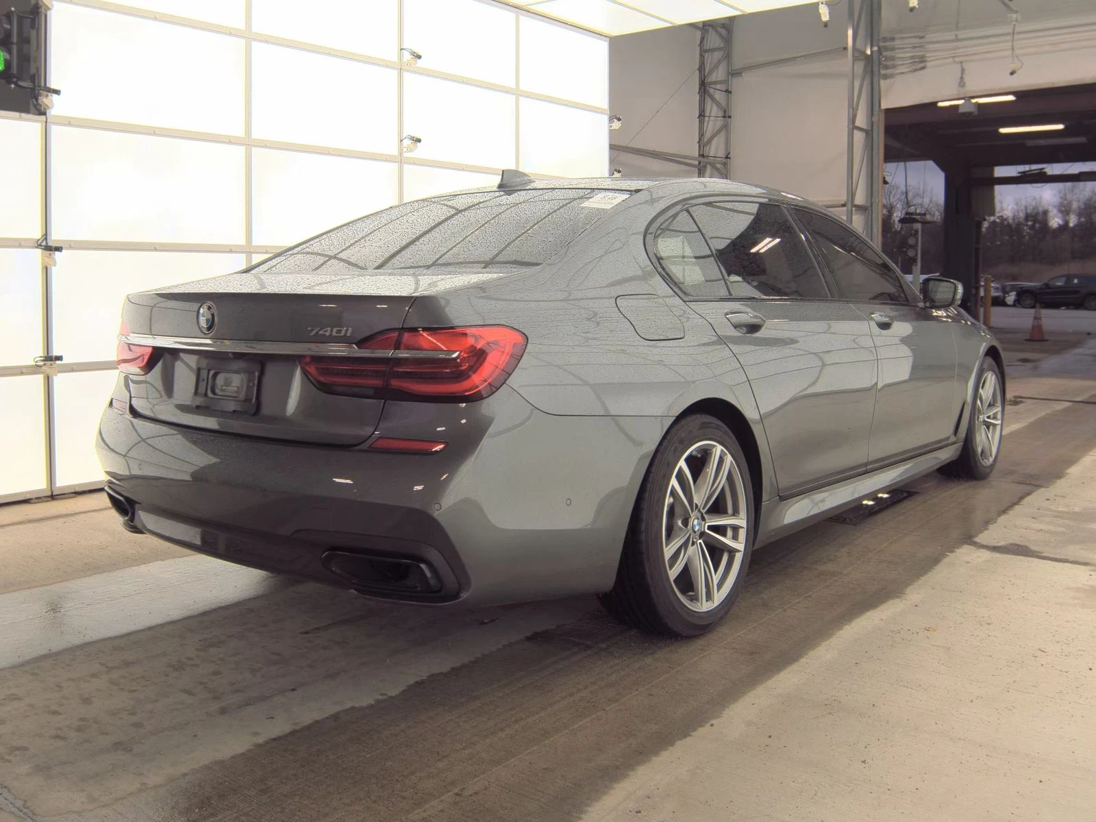 BMW 740 M* SPORT* ���������* �����* 360������* �����*  | Mobile.bg � ����������� 2