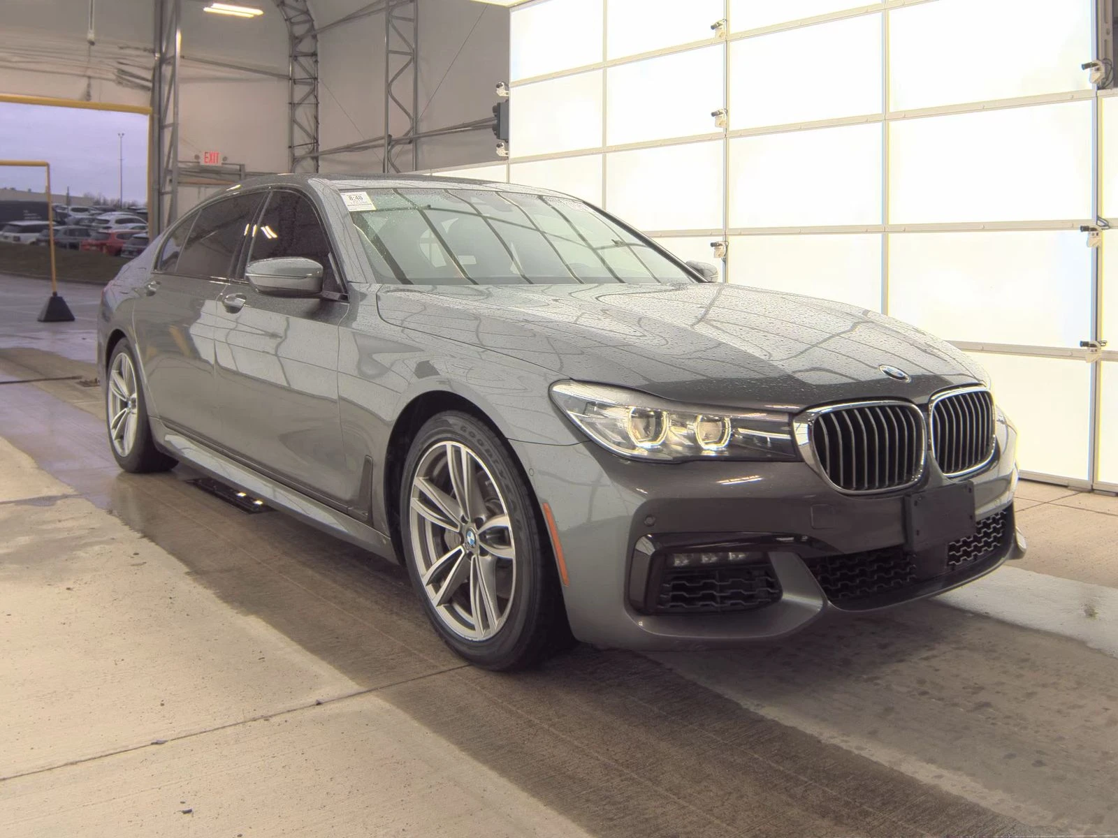 BMW 740 M* SPORT* ���������* �����* 360������* �����*  | Mobile.bg � ����������� 3