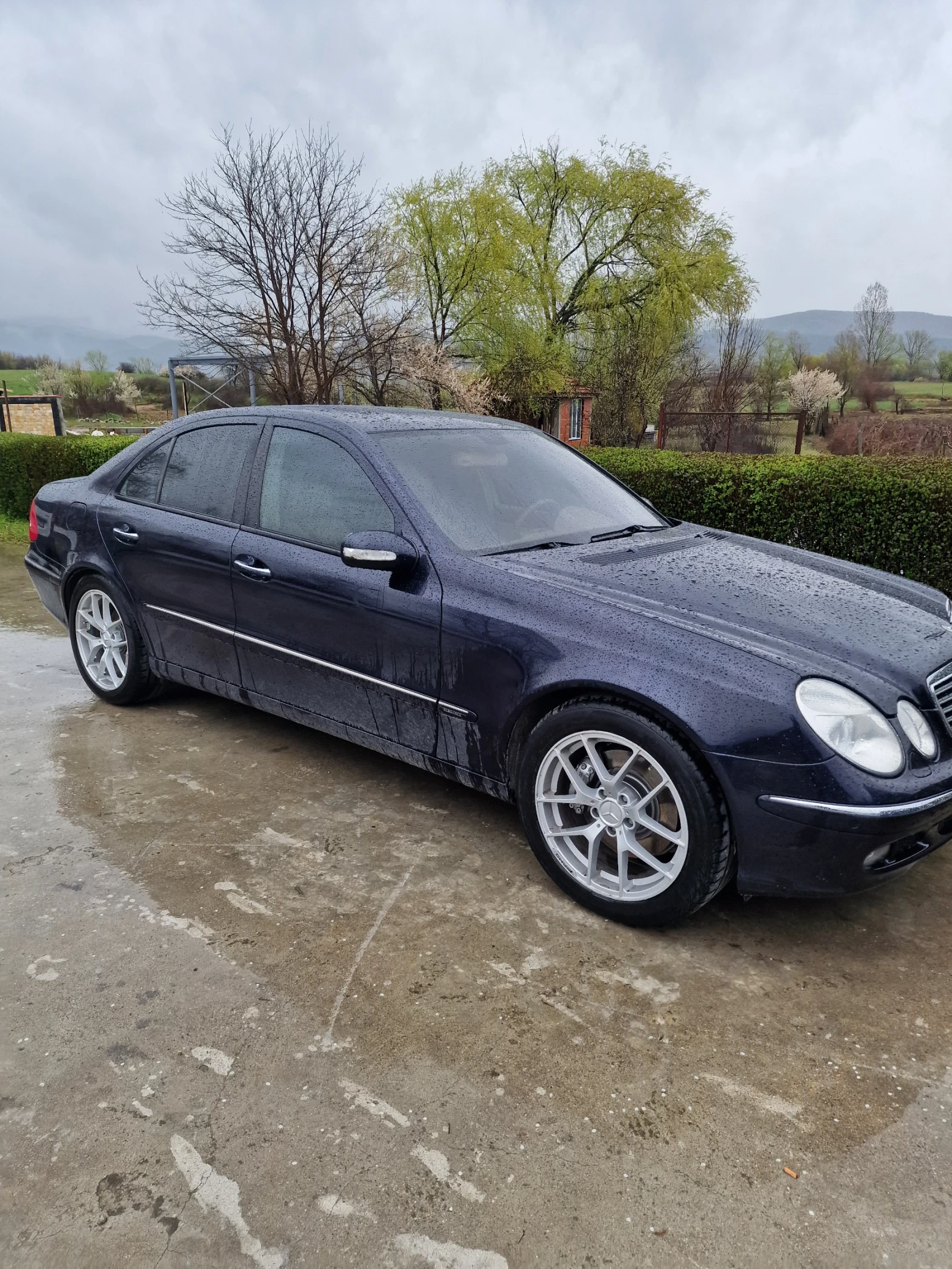 Mercedes-Benz E 500 + газ, снимка 2 - Автомобили и джипове - 54070837