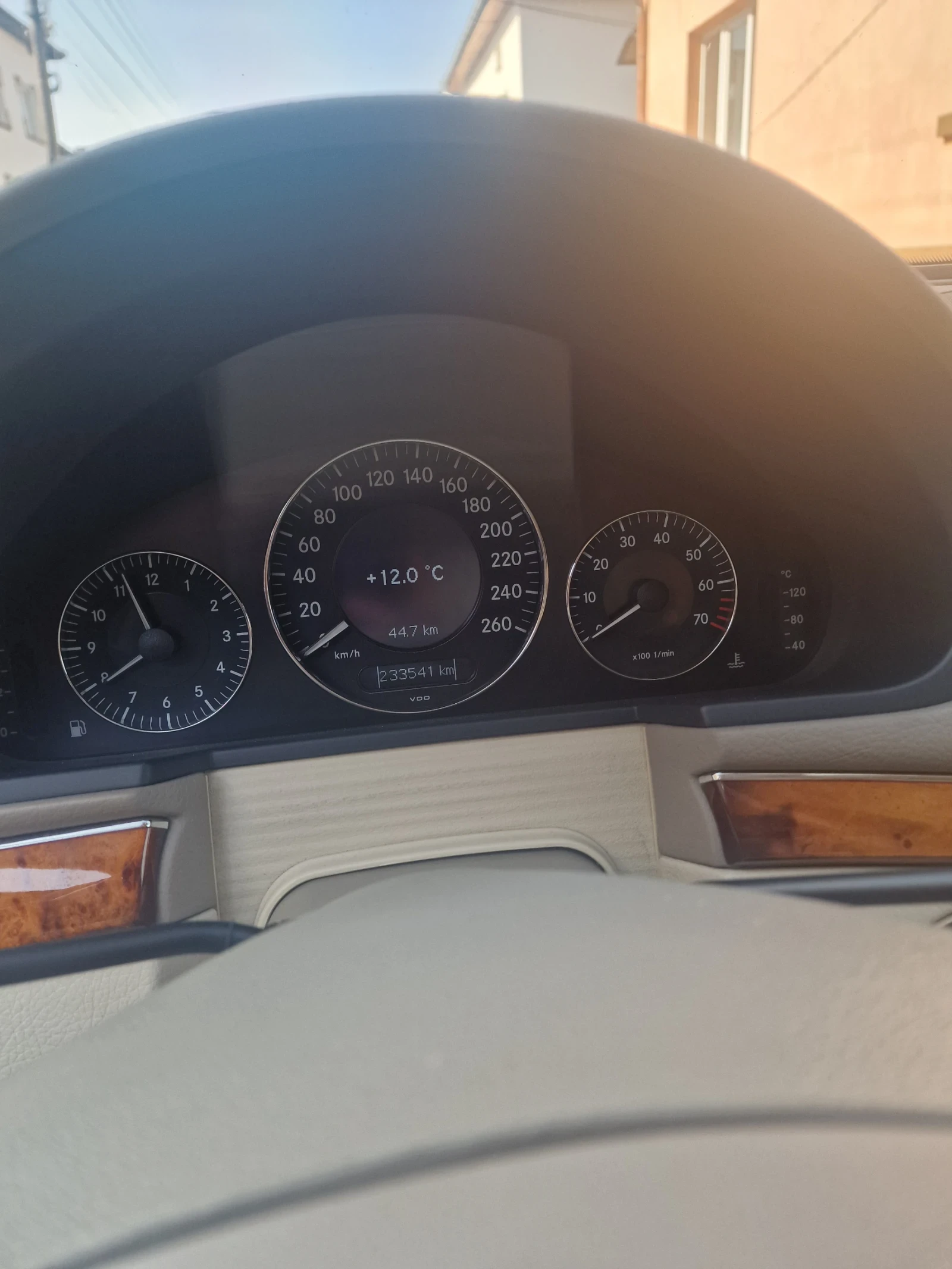 Mercedes-Benz E 500 + газ, снимка 8 - Автомобили и джипове - 54070837