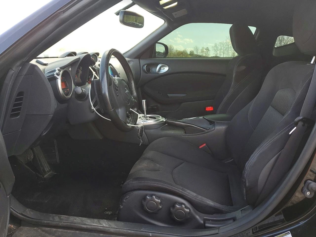 Nissan 370Z BASE| ТАБЛЕТ| OПЦИЯ ЗА ЛИЗИНГ, снимка 7 - Автомобили и джипове - 54467366