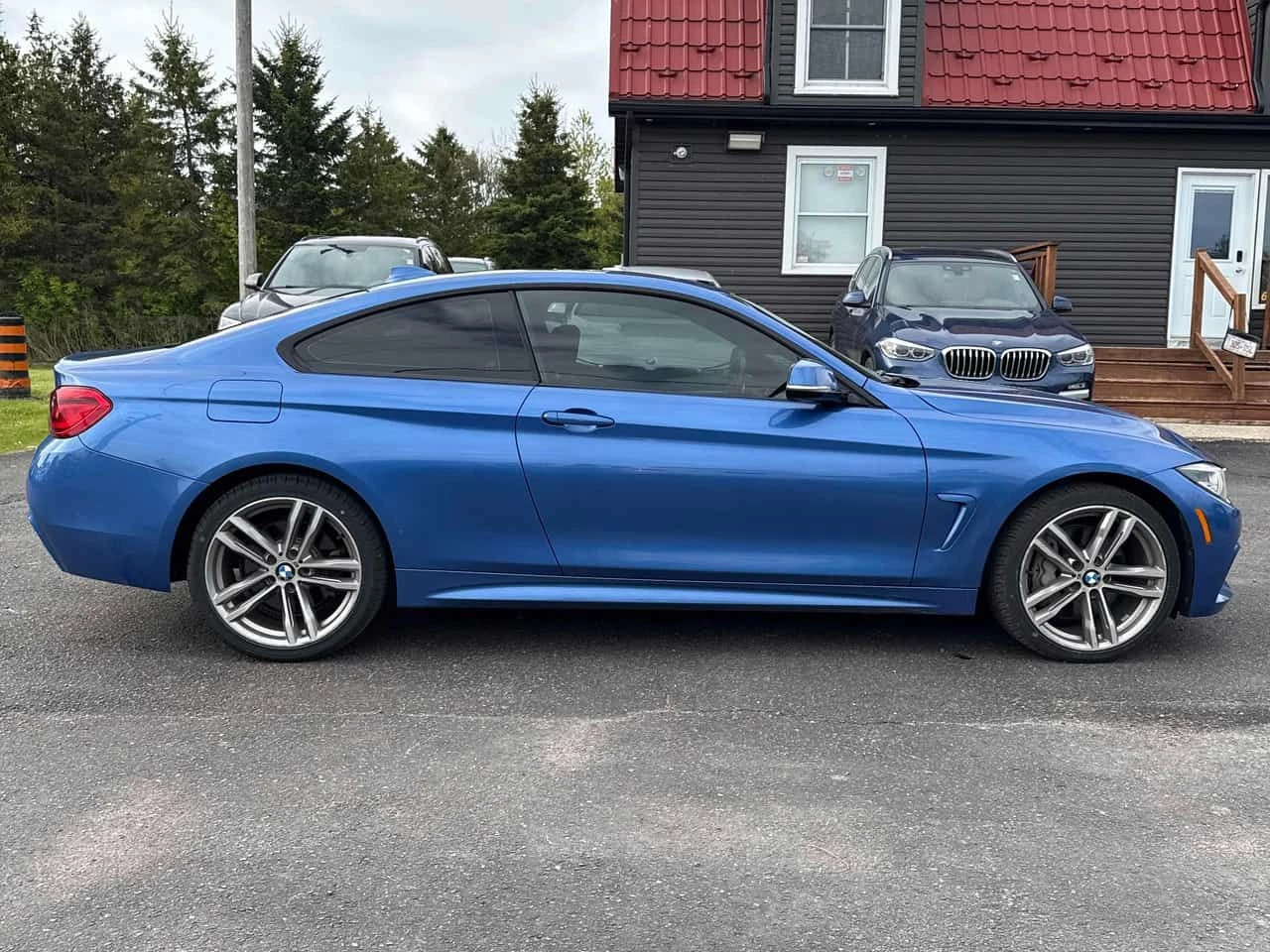 BMW 430 xDrive| M PACK| HUD| HAR/KAR| ЧЕРВЕН САЛОН| КЛИП, снимка 5 - Автомобили и джипове - 54633184