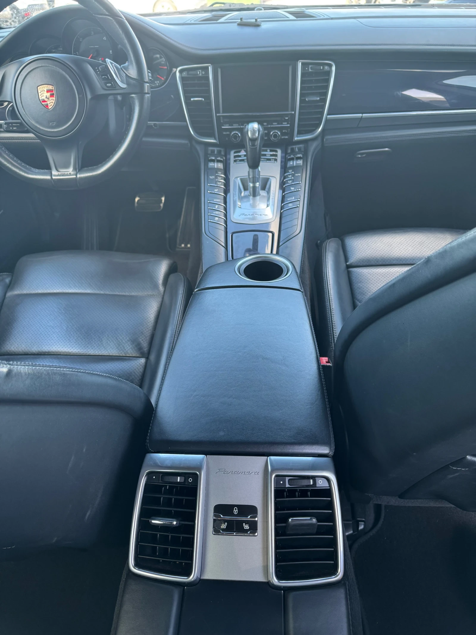 Porsche Panamera 3.0d / ТОП / ВСИЧКО ПЛАТЕНО, снимка 16 - Автомобили и джипове - 54934139