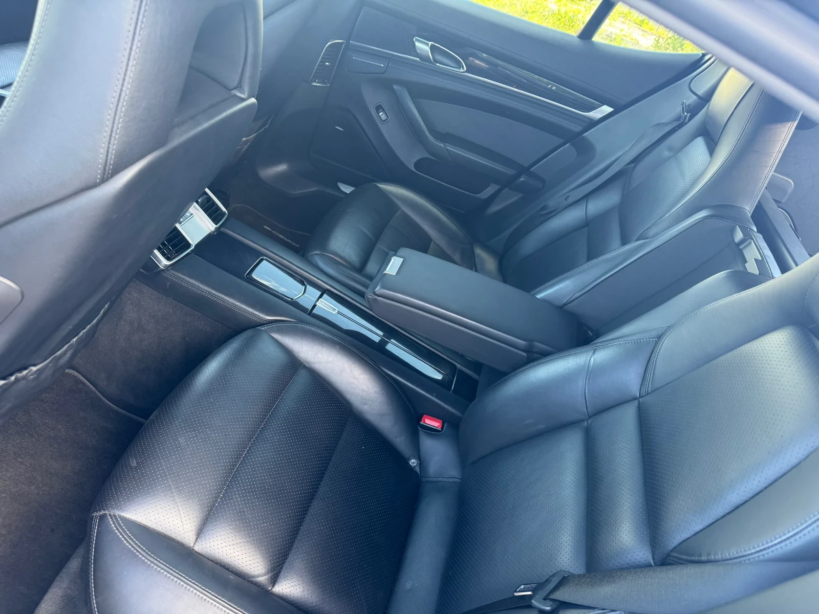 Porsche Panamera 3.0d / ТОП / ВСИЧКО ПЛАТЕНО, снимка 11 - Автомобили и джипове - 54934139