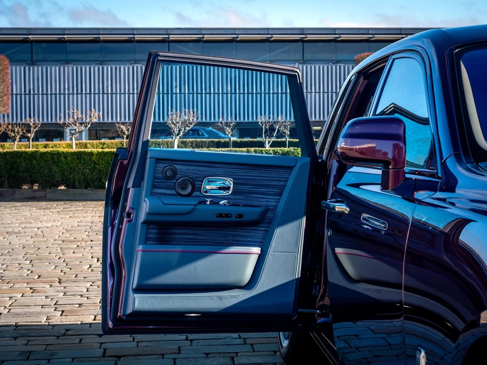 Rolls-Royce Phantom BESPOKE / SHOOTING STAR / 360 / HUD/ THEATRE / , снимка 14 - Автомобили и джипове - 55043850