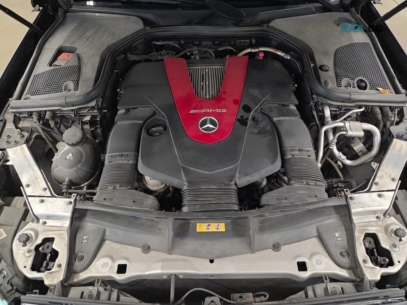 Mercedes-Benz E 43 AMG 4MATIC FULL Автокредит Цена до България, снимка 17 - Автомобили и джипове - 55332106
