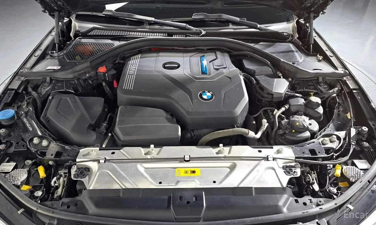 BMW 330 330e Luxury, снимка 6 - Автомобили и джипове - 56237939