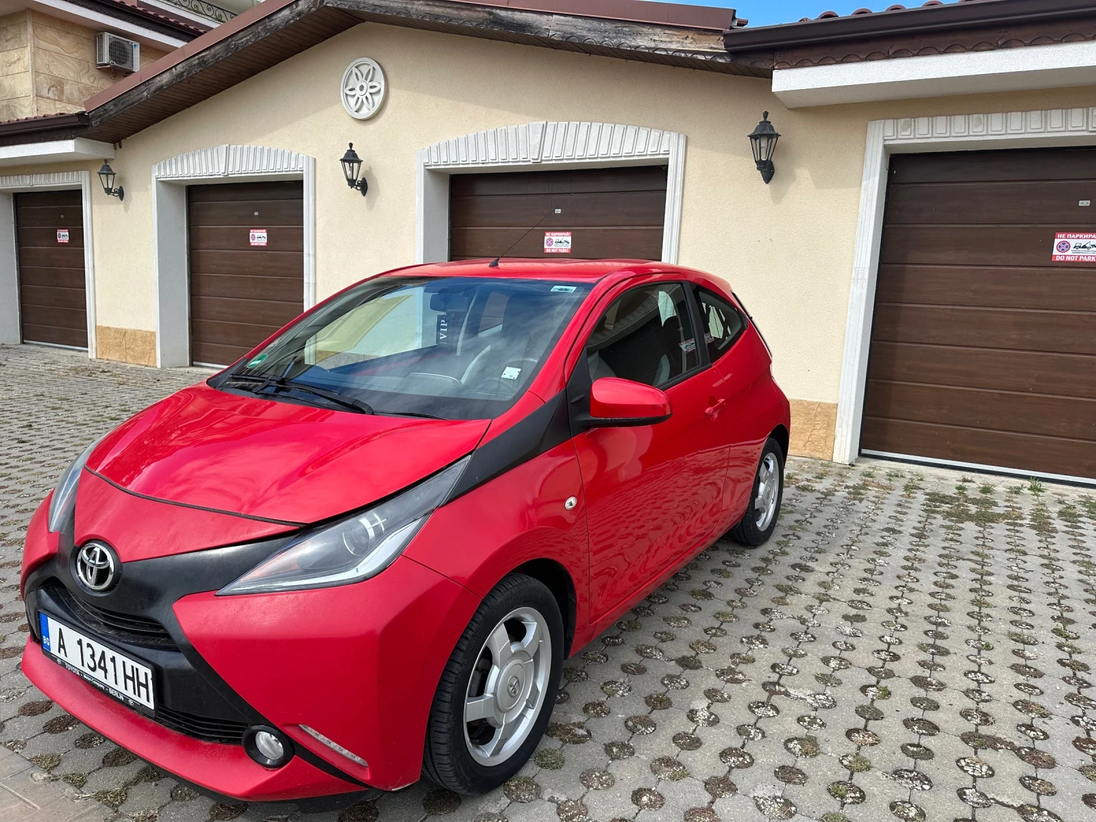 Toyota Aygo 1.0 автоматик, снимка 2 - Автомобили и джипове - 56246708