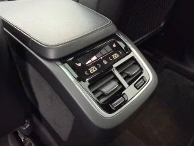 Volvo Xc90 B5/R-DESIGN/235HP/AWD/PANO/H&K/360/AHK/MEMO/911g, снимка 15
