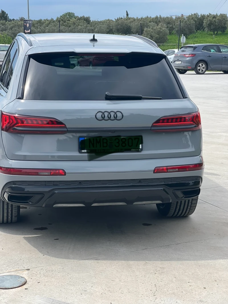 Audi Q7, снимка 11 - Автомобили и джипове - 52532210