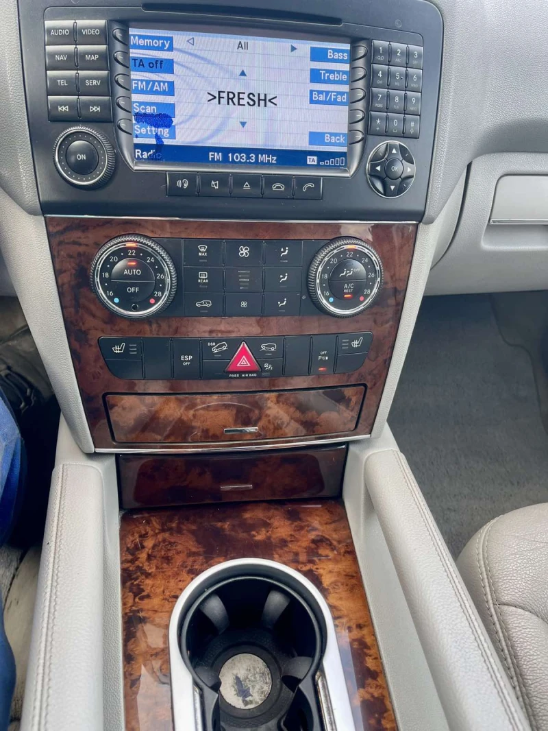 Mercedes-Benz ML 320, снимка 6 - Автомобили и джипове - 52680170