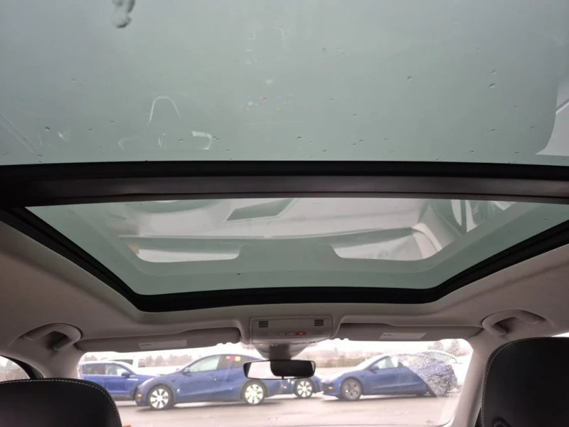 VW Tiguan * COMFORTLINE * CARFAX * БЕЗ ПЪРВОНАЧАЛНА ВНОСКА, снимка 10 - Автомобили и джипове - 52700245