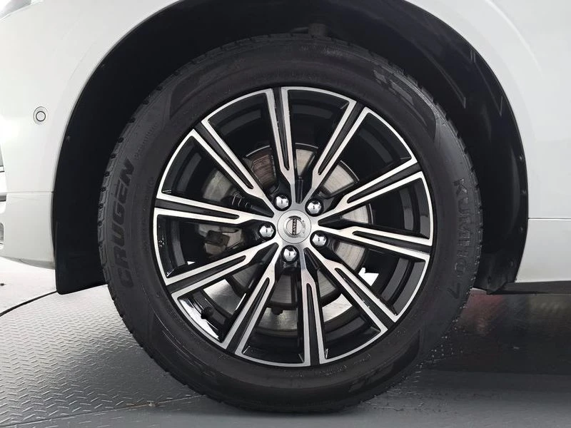 Volvo XC60 D4 Inscription| 190к.с.| ВКЛ.ТЕХНОТЕСТ, снимка 4 - Автомобили и джипове - 55170819