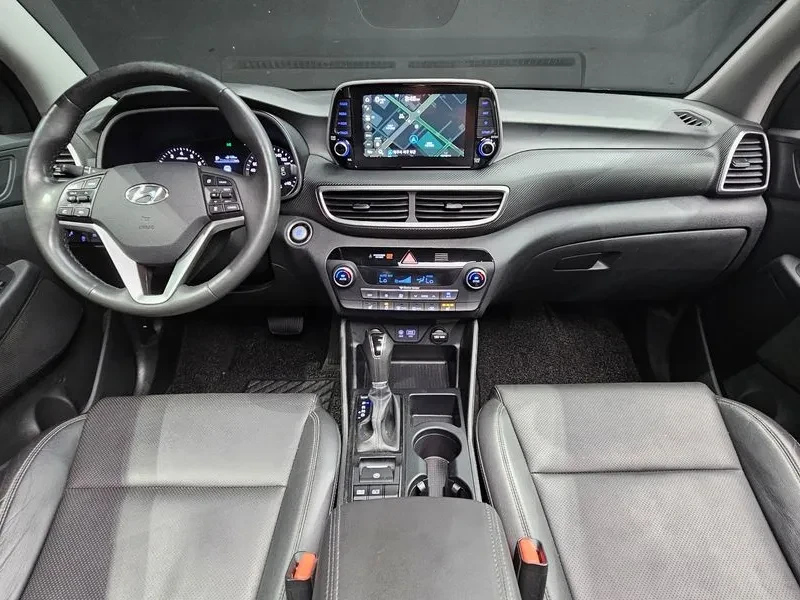 Hyundai Tucson 1.6 Turbo 4Wd Modern, снимка 7 - Автомобили и джипове - 55616004