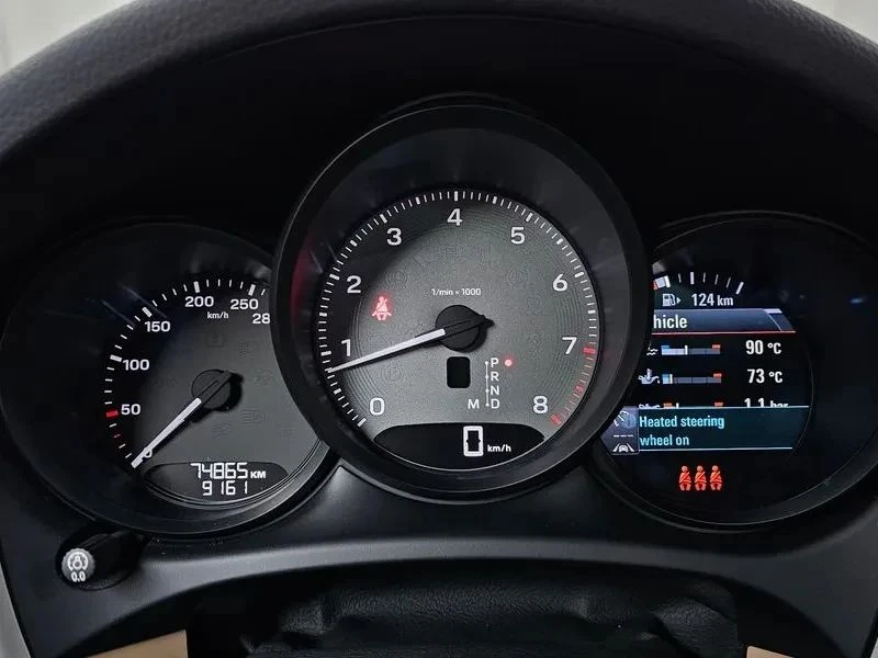 Porsche Macan, снимка 8 - Автомобили и джипове - 56711792
