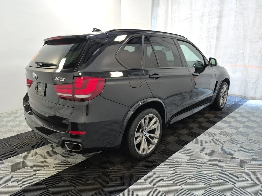 BMW X5 * XDRIVE35D * М-ПАКЕТ* ДИГИТАЛНО ТАБЛО* + ГУМИ  - изображение 3