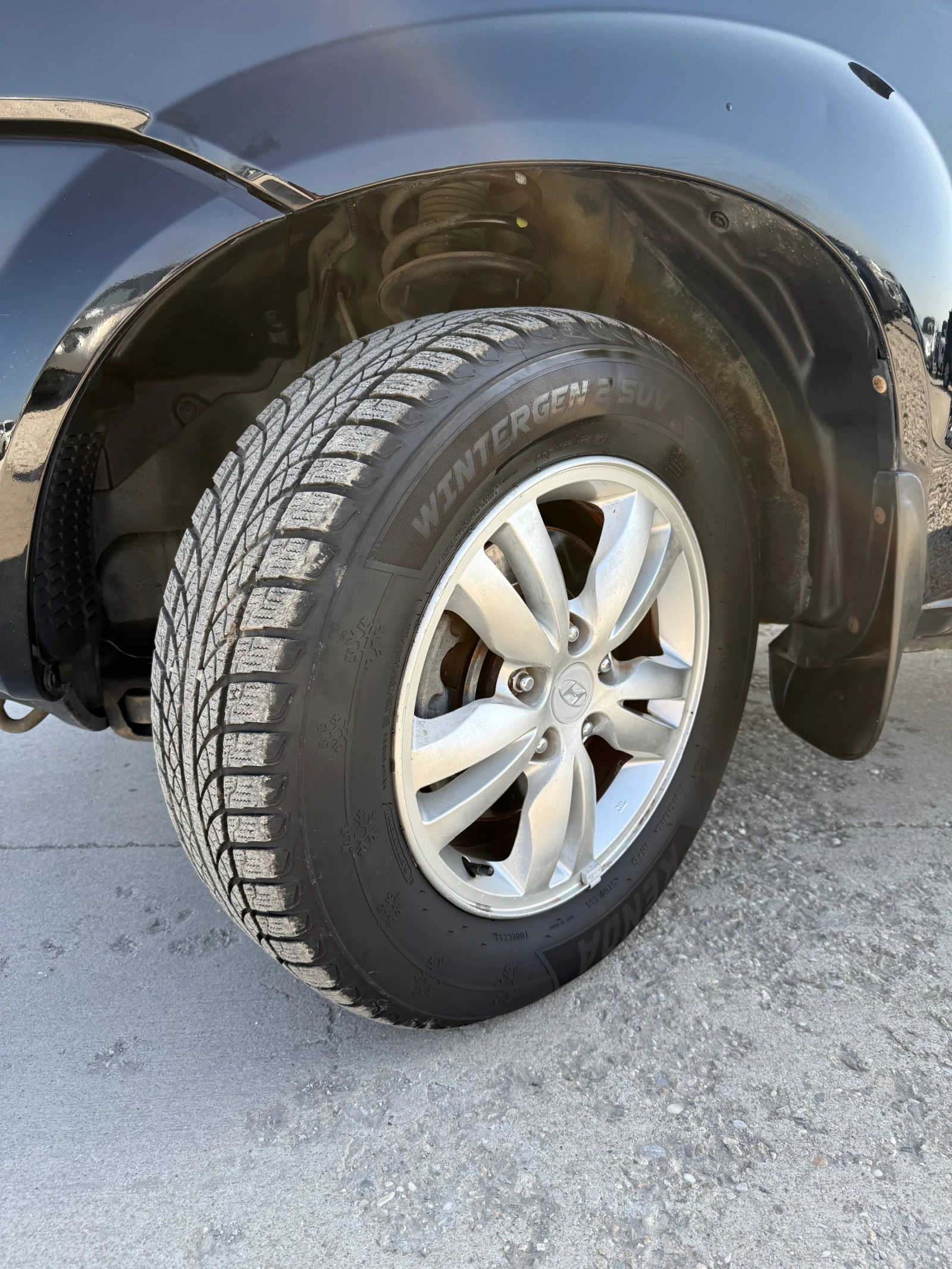 Hyundai Tucson 2.0 GPL, снимка 16 - Автомобили и джипове - 53836165