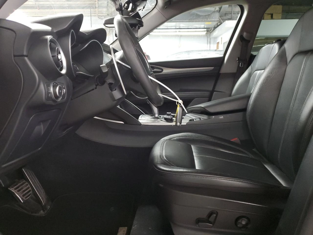 Alfa Romeo Stelvio 2l Sport, снимка 7 - Автомобили и джипове - 53907213