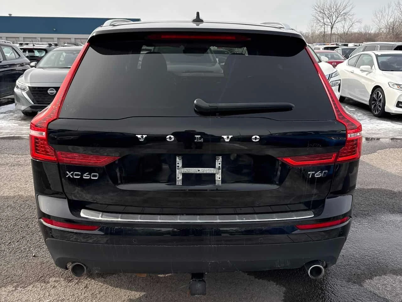 Volvo XC60 * Momentum * 360 * 2 КЛЮЧА * ПОДГРЕВ * NAVI, снимка 4 - Автомобили и джипове - 54441910
