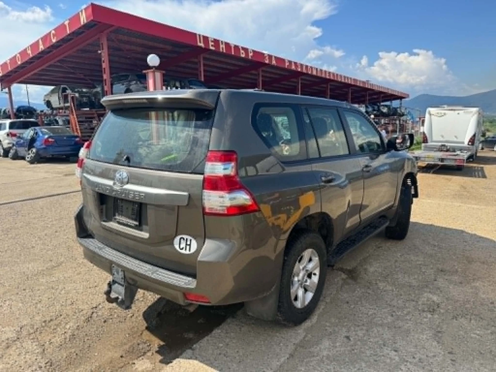 Toyota Land cruiser 2.8, снимка 3 - Автомобили и джипове - 54737742