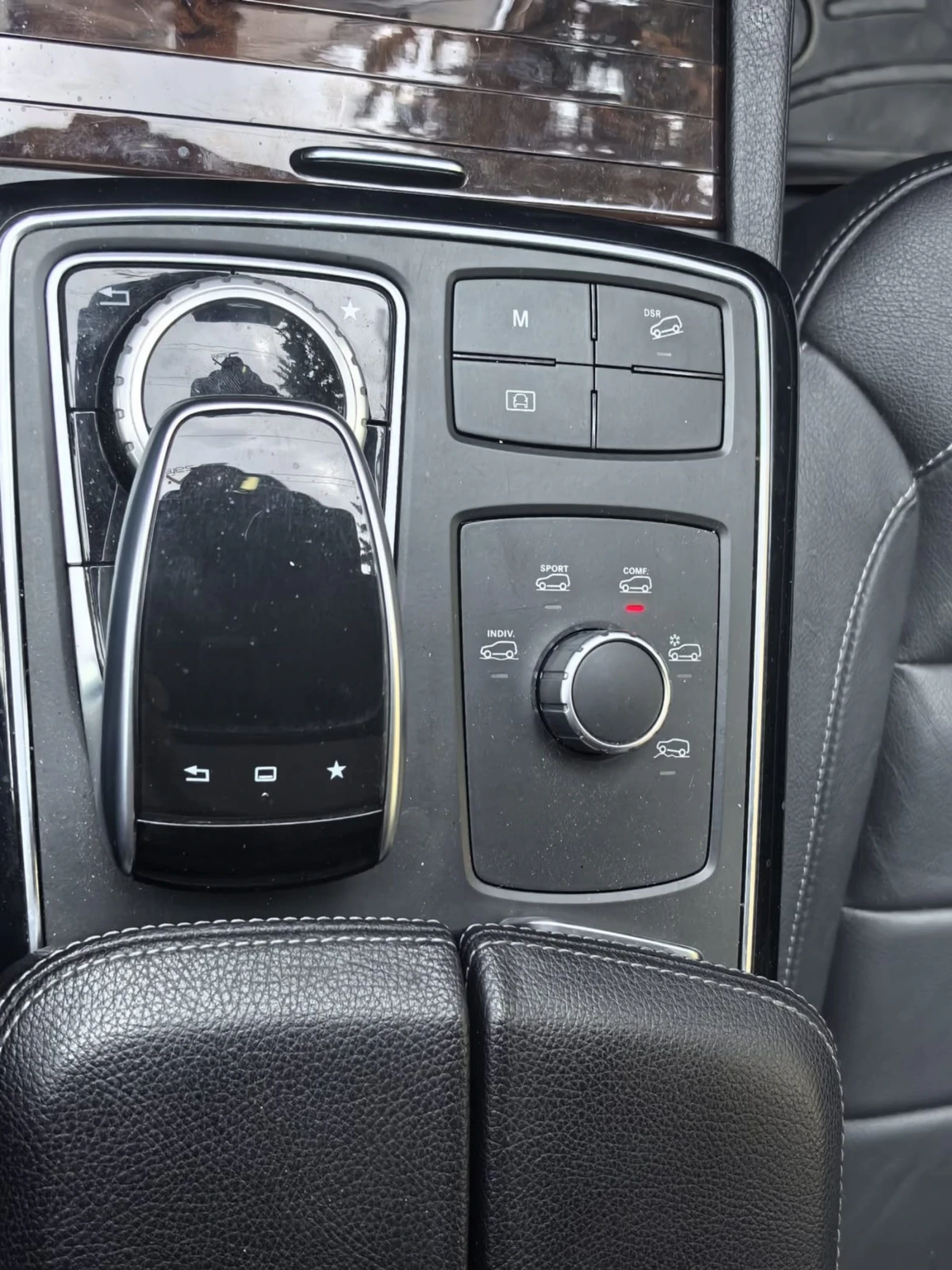 Mercedes-Benz GLE 350, снимка 3 - Автомобили и джипове - 54804119