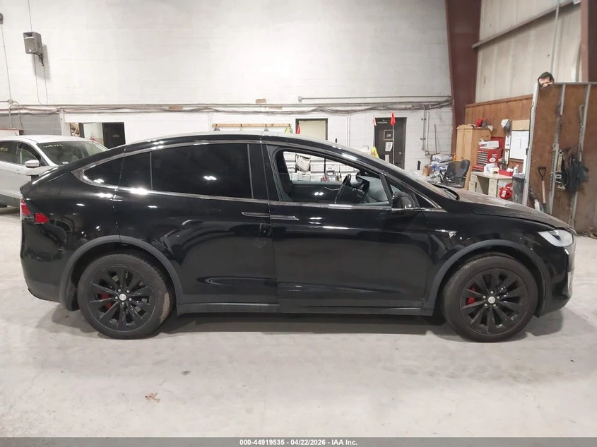 Tesla Model X Performance Dual Motor All-Wheel Drive, снимка 13 - Автомобили и джипове - 55287316