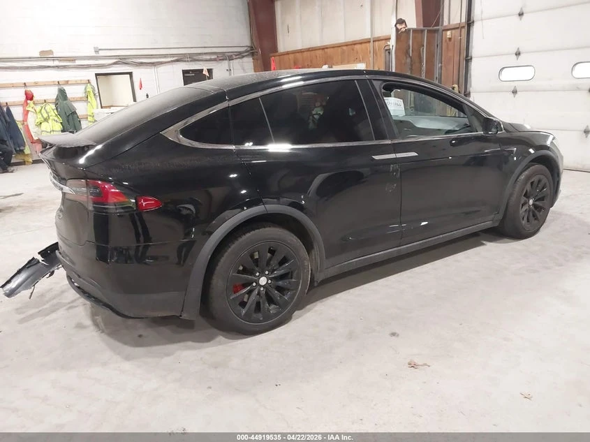 Tesla Model X Performance Dual Motor All-Wheel Drive, снимка 4 - Автомобили и джипове - 55287316