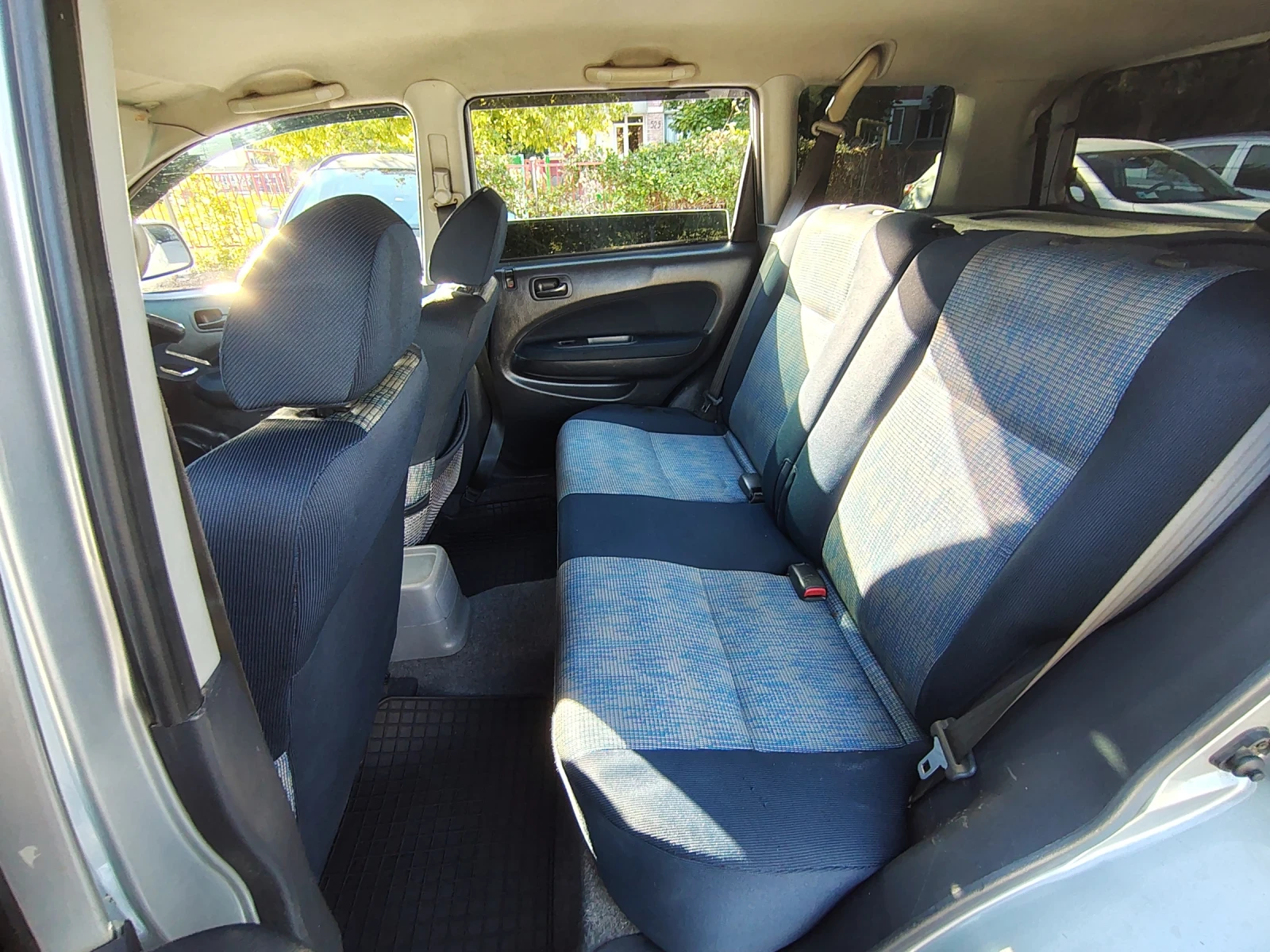 Honda Hr-v 1.6 124кс, снимка 12 - Автомобили и джипове - 55503792