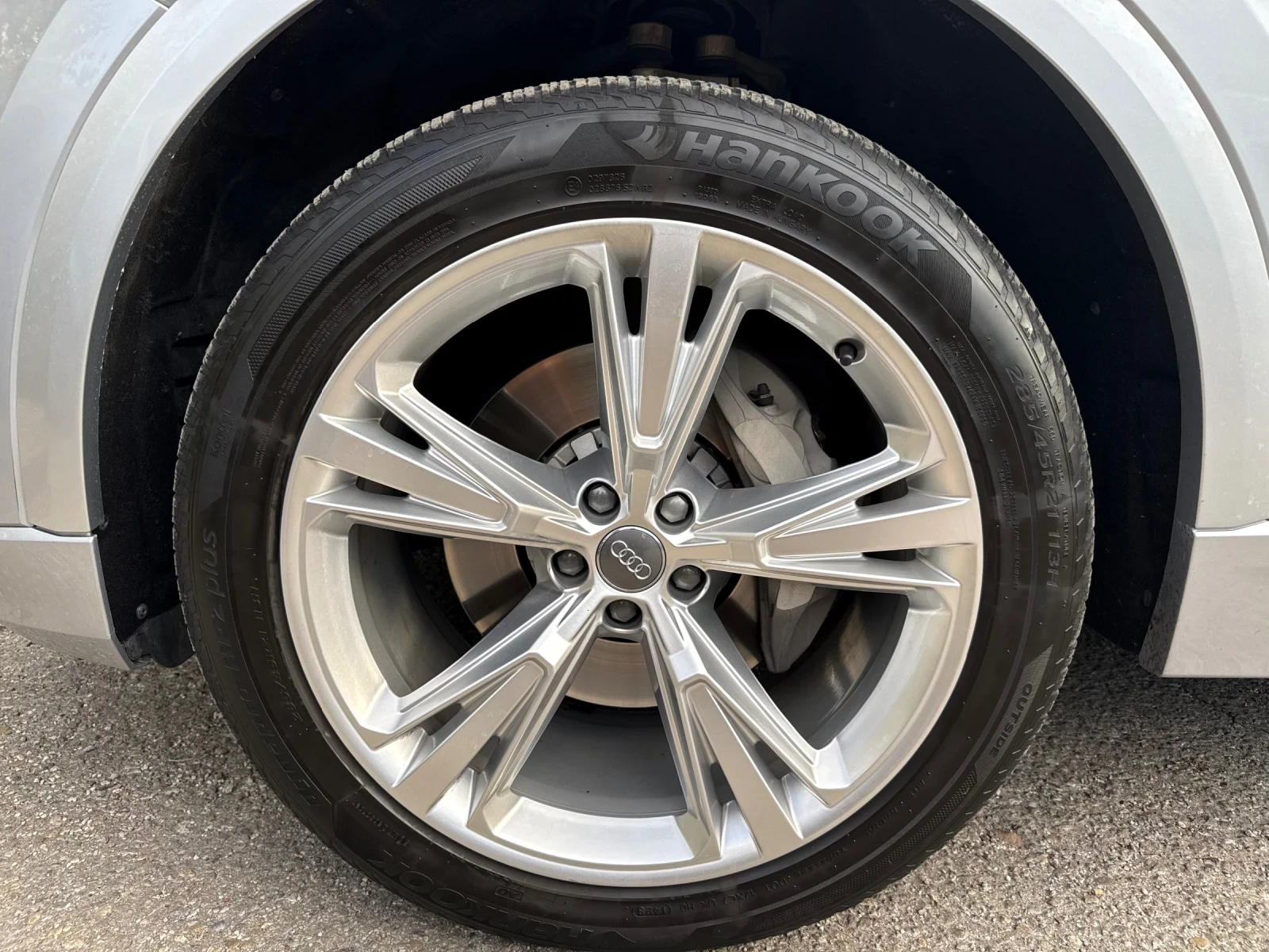 Audi Q8 Technik , снимка 12 - Автомобили и джипове - 56509023