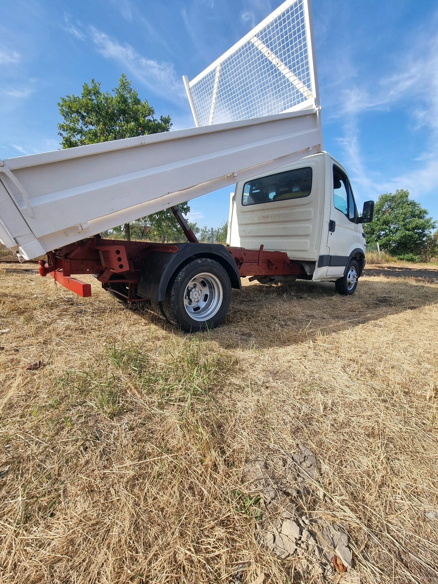 Iveco Daily, снимка 8 - Камиони - 55885634