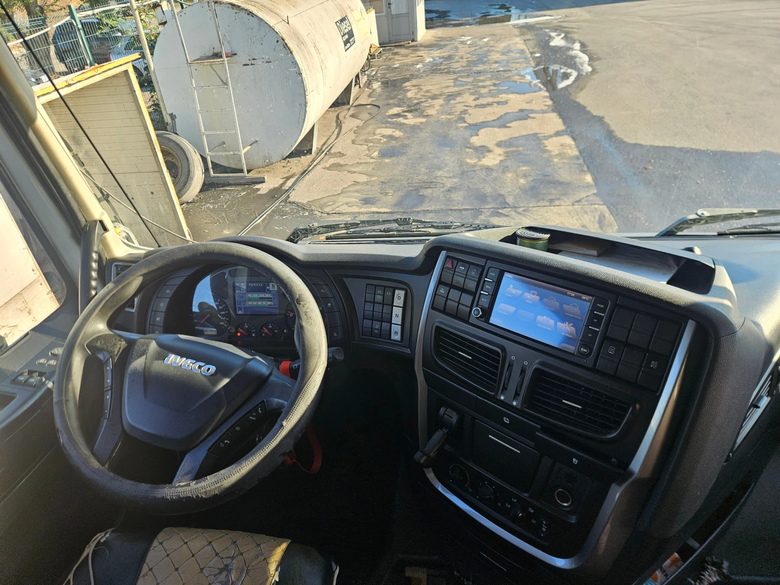 Iveco Stralis, снимка 10 - Камиони - 56123649