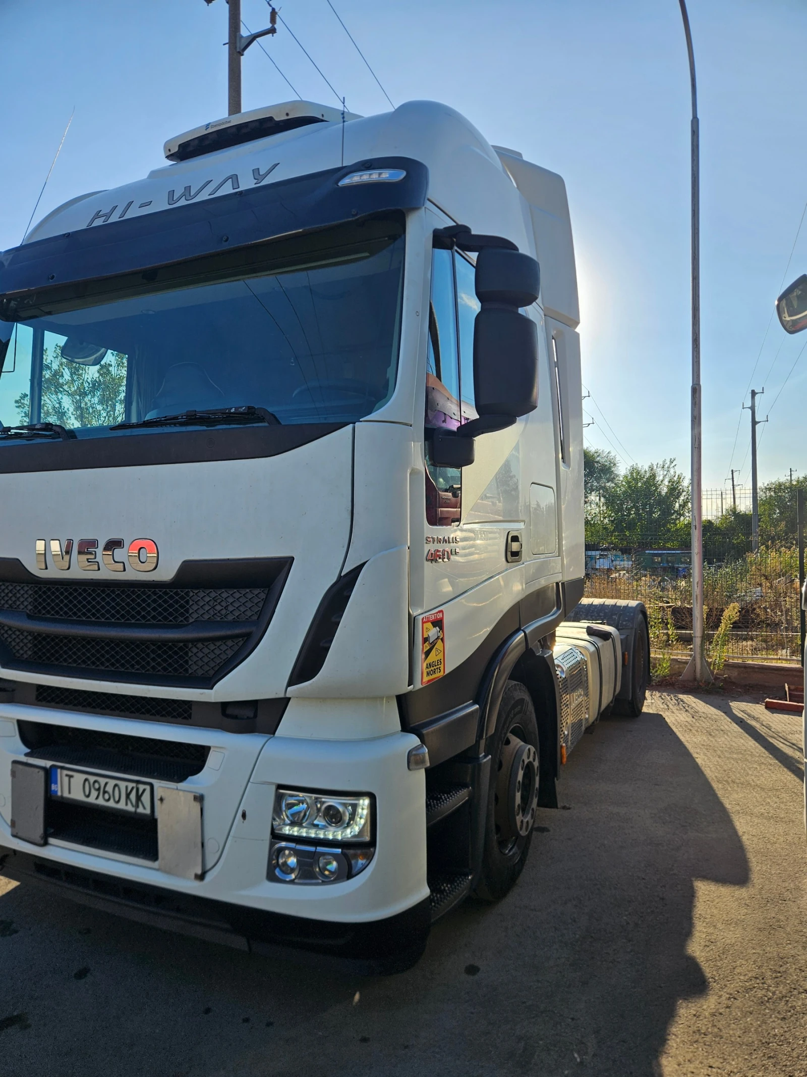 Iveco Stralis, снимка 3 - Камиони - 56123649