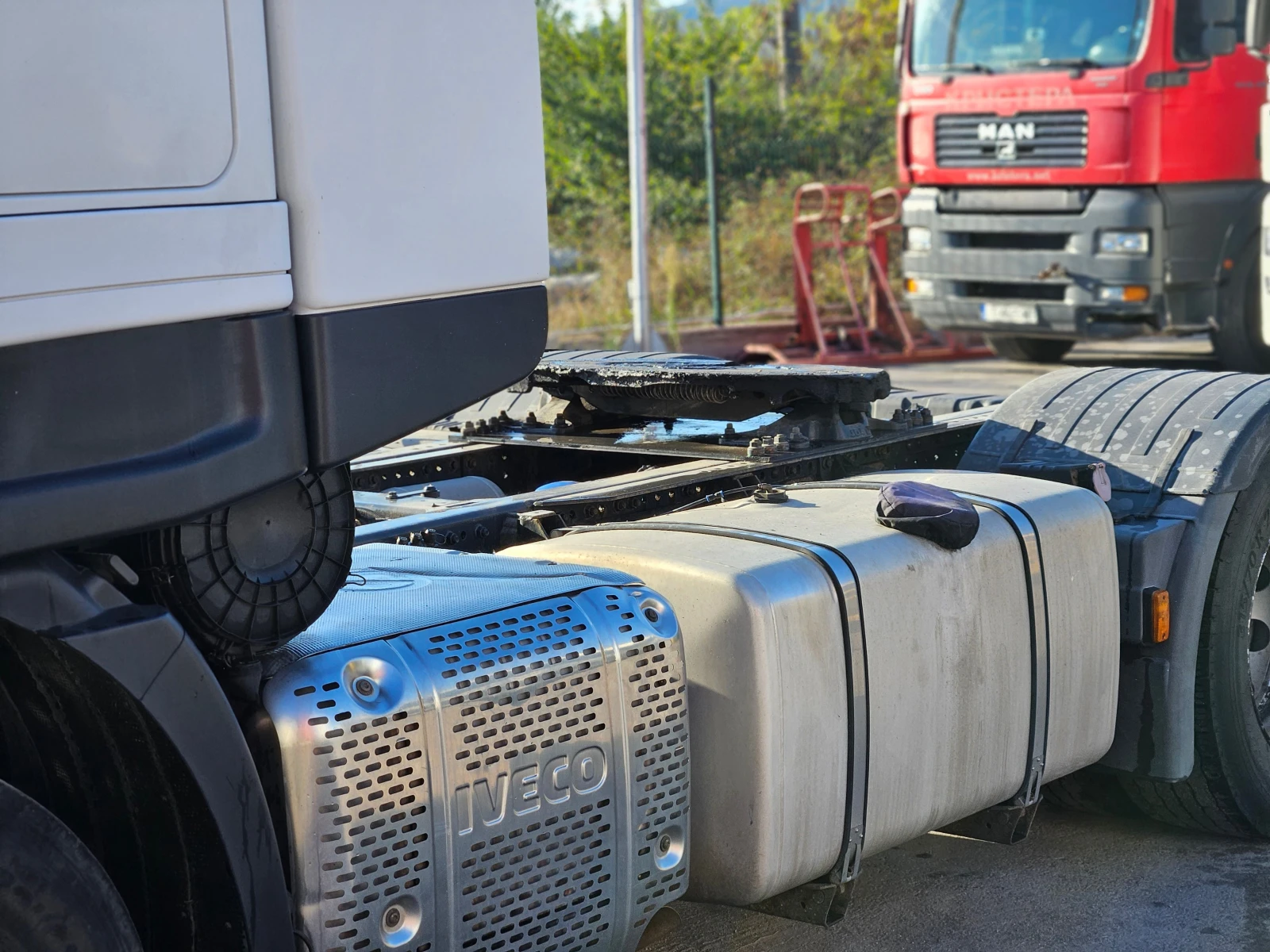 Iveco Stralis, снимка 7 - Камиони - 56123649