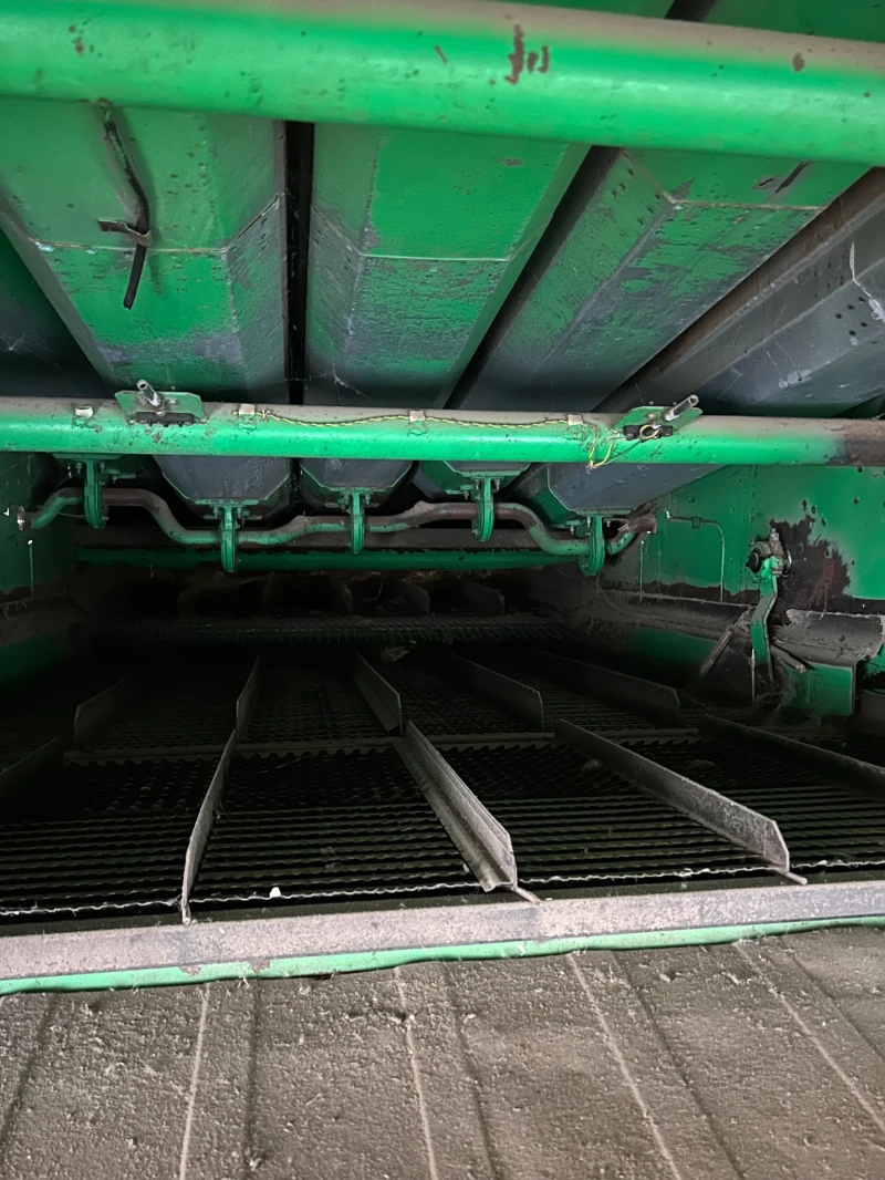 Комбайн Дон 1500, снимка 8 - Селскостопанска техника - 52620898