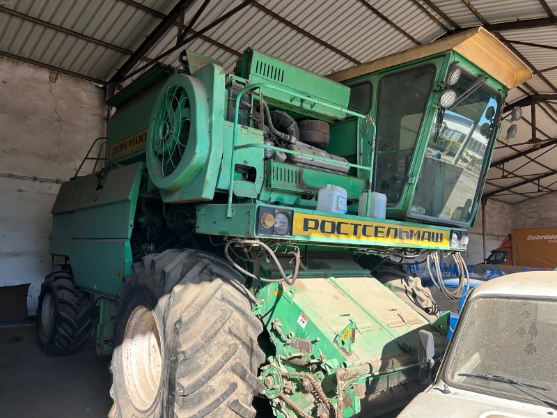 Комбайн Дон 1500