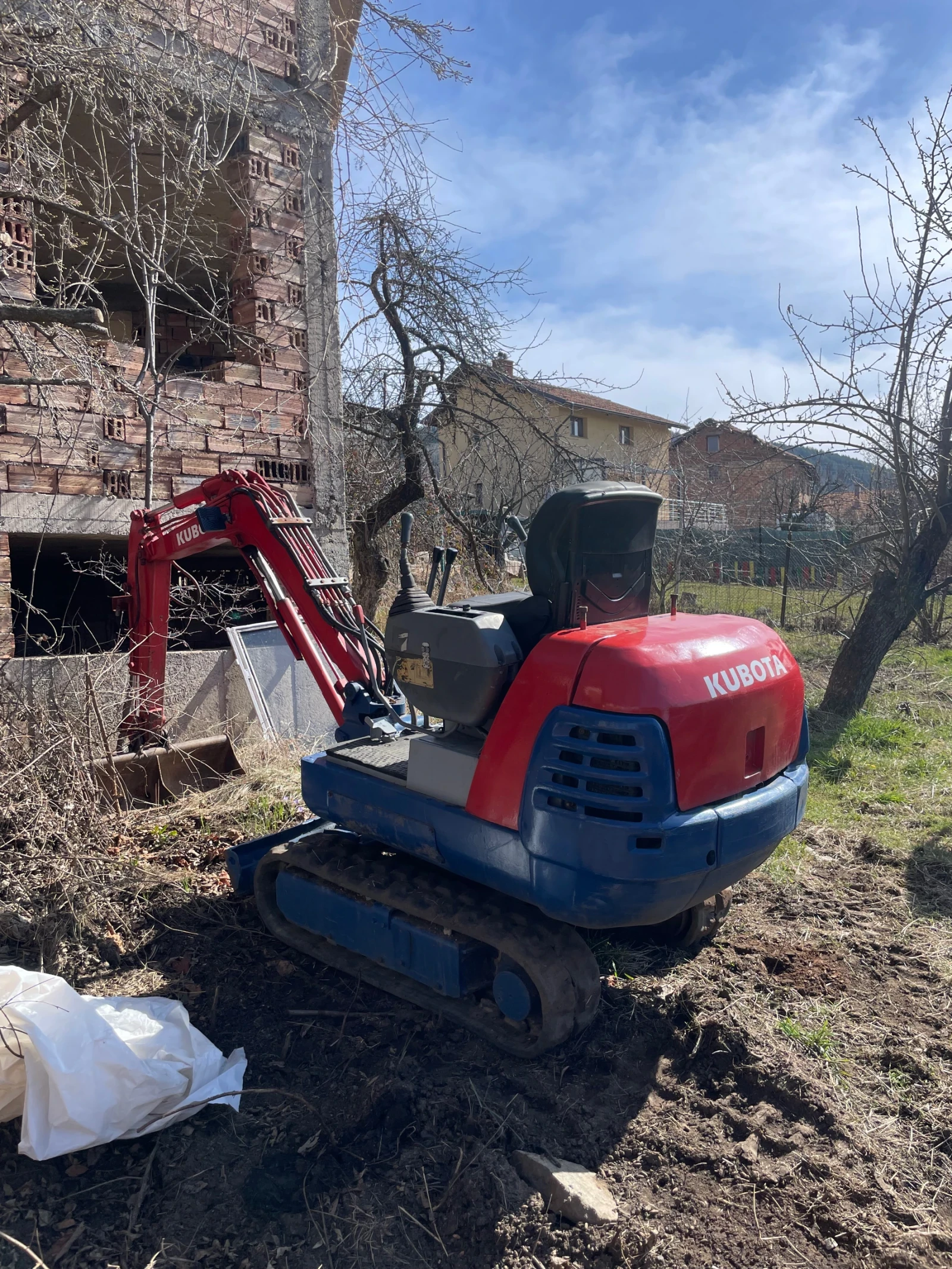 Багер Kubota  - изображение 2