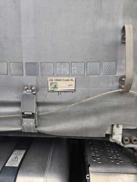 Полуремарке Schwarzmuller Бордово, снимка 7