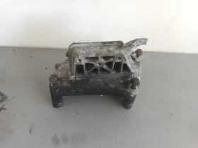 Лапа двигател опел астра 1.3цдти j