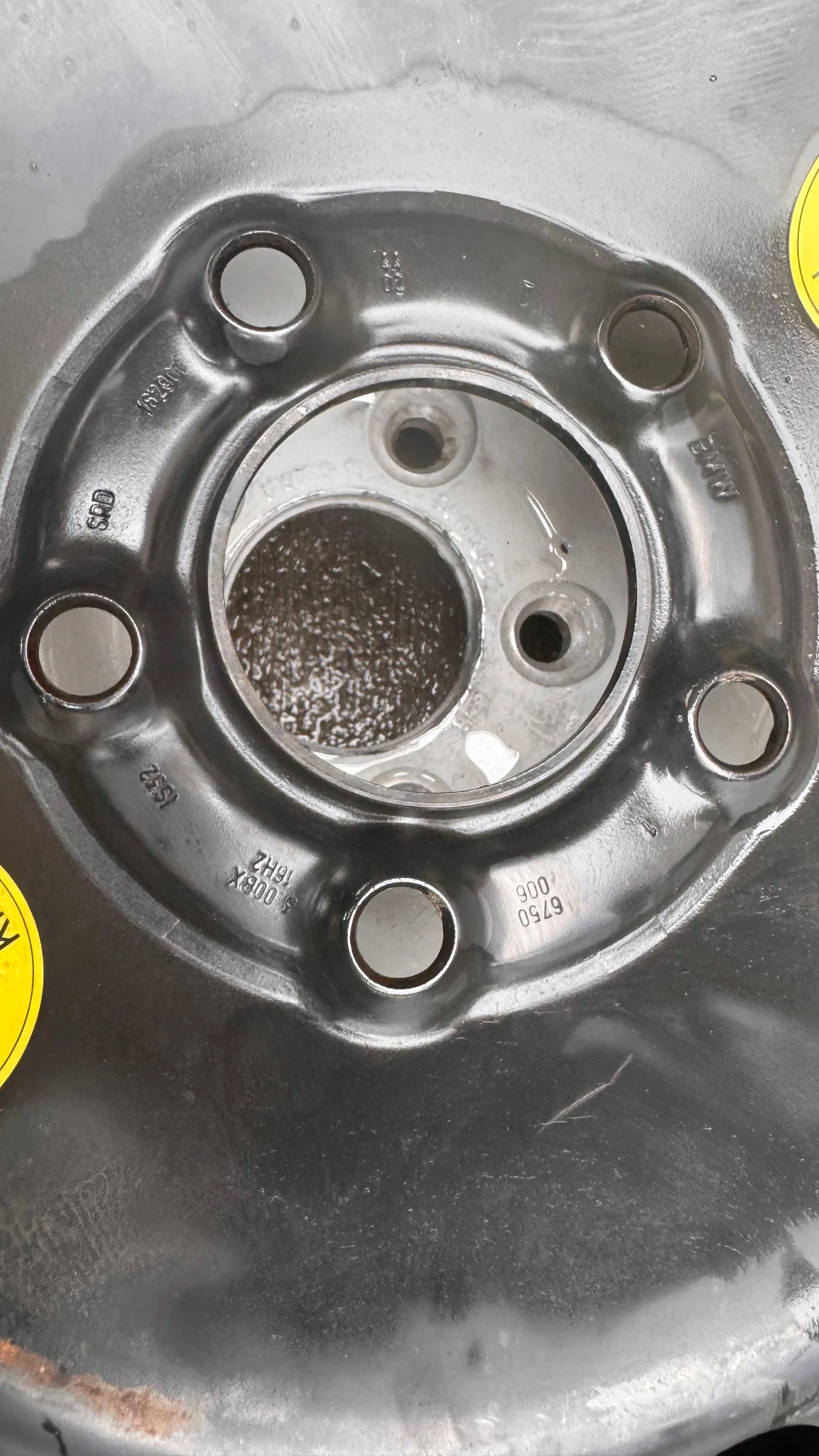 ���� � ������ 115/90R16 �� BMW 330 | Mobile.bg � ����������� 2