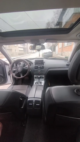Mercedes-Benz C 220, снимка 3