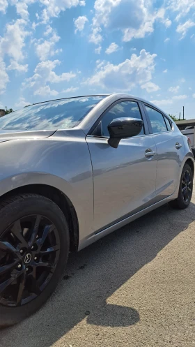 Обява за продажба на Mazda 3 2.0i ~15 500 лв. - изображение 3