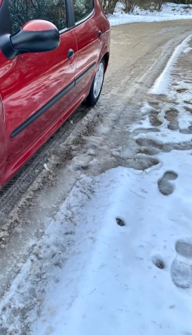 Peugeot 206 - 1000 € / 1955.83 лв. - 54331005 8